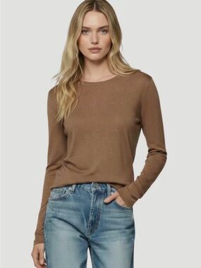 $300 WOMEN 2 MEDIUM (bust 40”) MAJESTIC FILATURES 100% CASHMERE DELUXE TEESHIRT